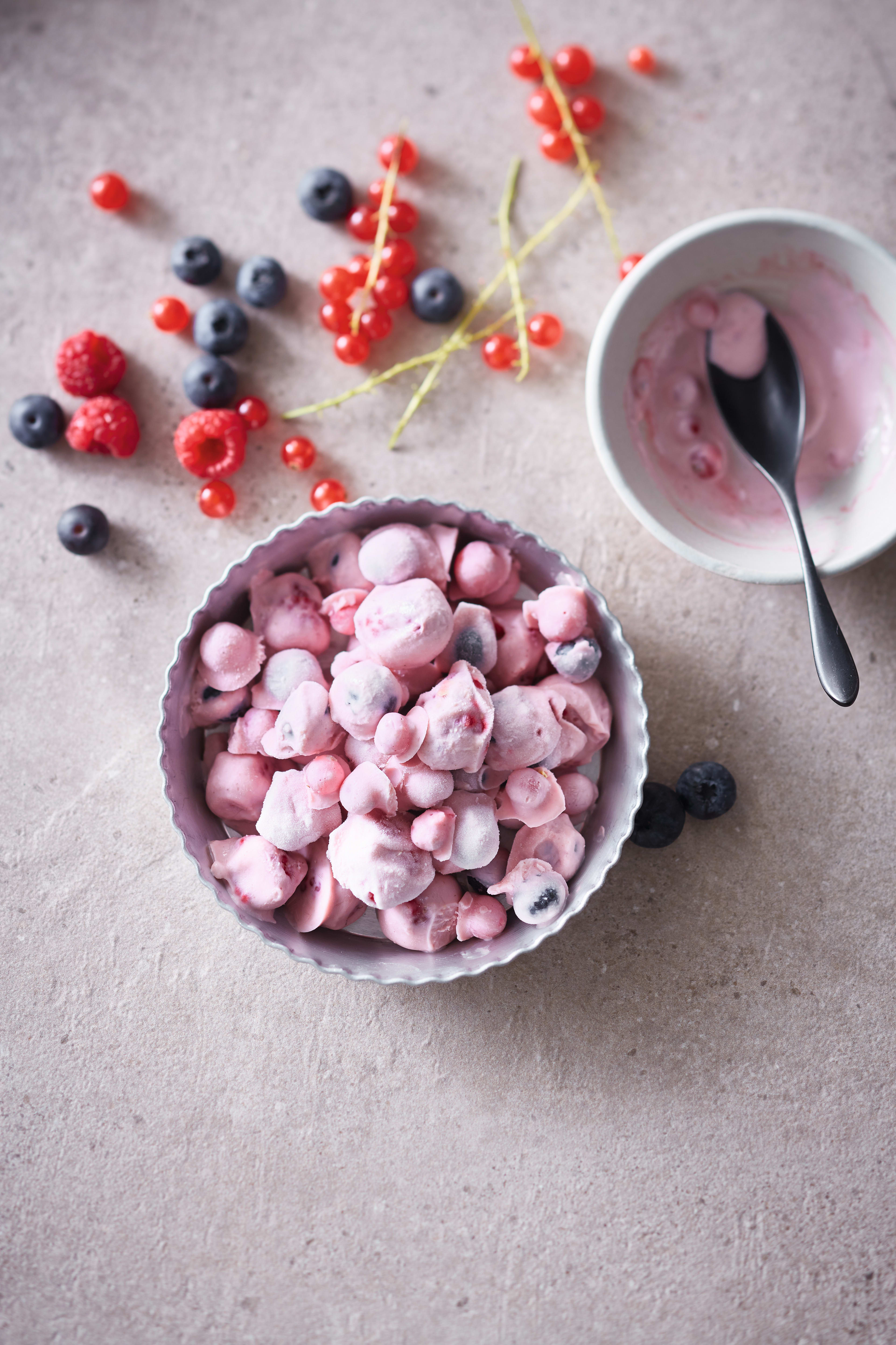 Foto van Frozen yoghurt met rood fruit door WW