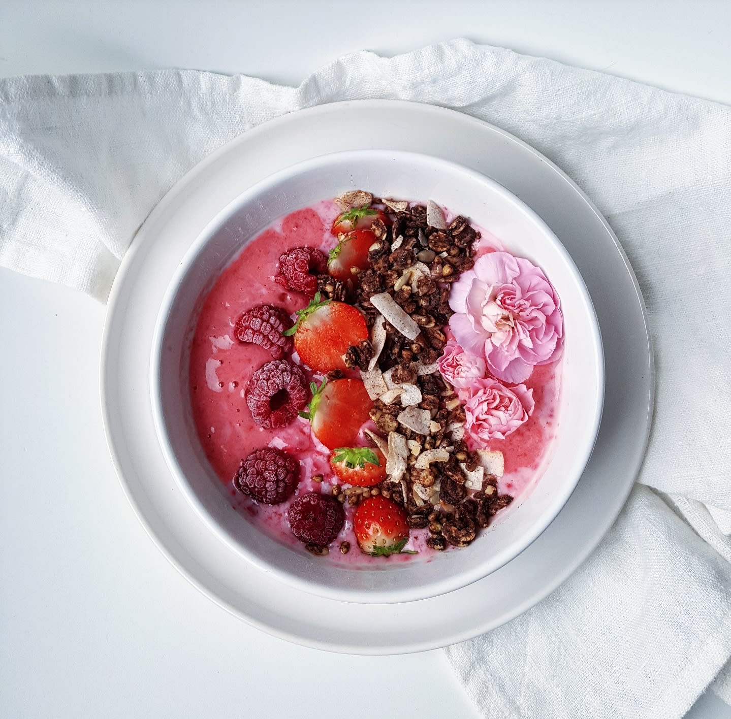 Foto van Frozen yoghurt bowl - WW Loves - Oot Granola door WW